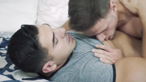 Str8togay.com: American being pounded by big dick guy