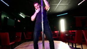 RealityDudes.com: Shaved Charles Knight likes raw fucking