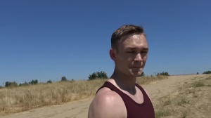 Str8Chaser: Rough masturbating alongside trimmed twink boy