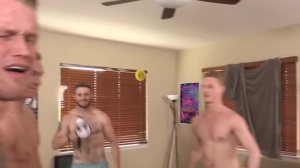 DickDorm: Bareback masturbation with muscle college dude