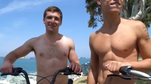 SeanCody.com - Muscle Hayes bareback handjob outdoors