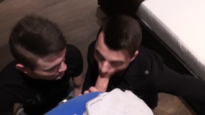 Czech Hunter: Gay enjoying big dick guy