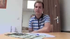 Debt Dandy: Very hot amateur finds irresistible masturbation