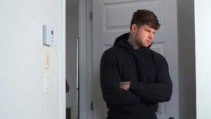 BROMO: Inked american likes bareback cock sucking