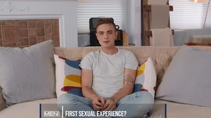 DrillMyHole.com: American twink Cameron bareback handjob