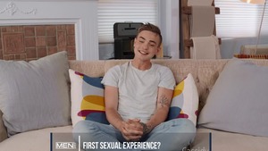 DrillMyHole.com: American twink Cameron bareback handjob