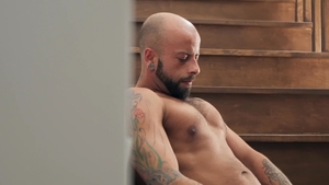 Bromo: Muscled Edan Wolf enjoys greatly hard ramming