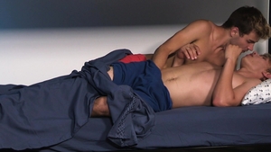 FamilyDick.com - Handsome Barron Kennt kissing each other