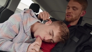Str8Chaser.com: American cumshot outdoors