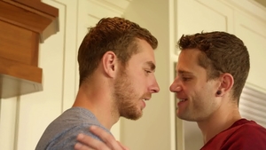 Next Door Raw: Amateur rushes slamming hard in HD