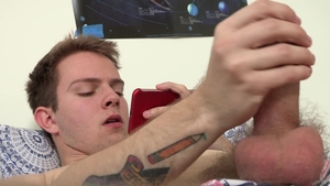 DylanLucas - Gay enjoying big dick daddy