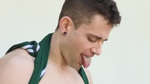 HotHouse.com - Super tasty friend digs pounding