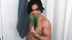 RealityDudes.com - Inked american goes for bareback fingering