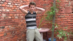 East Boys: Slim gay Luis as well as Andre cumshot at castings