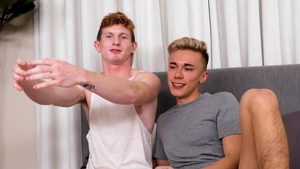 Stagcollective: Athletic latino amateur rushes slamming hard