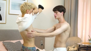 BoyFun - Shaved Elio Pjatteryd cumshot sex scene