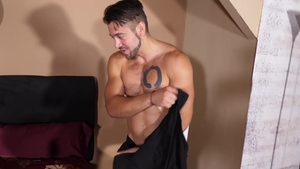ManUpFilms: Gay Dante Colle enjoys rough nailing