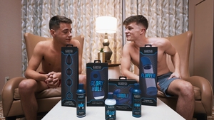 Men: Jake's Big, Pumped Dick Gets Sucked by Joey