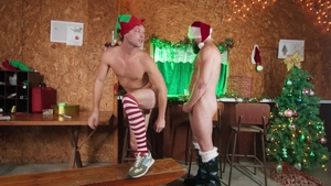 Men: Candy Cane Suck by Elf Benjamin Blue