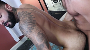Extra Big Dicks: Caucasian Powerhouses Enjoy Twisted Rimming