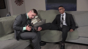 SayUncle X Gentlemen's Closet: Bod Worship Tonight