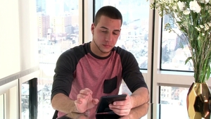 Str8 to Gay: Mobile Apps and Forbidden Fruit